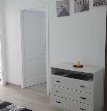 公寓 Mamaia Sky 2018 *